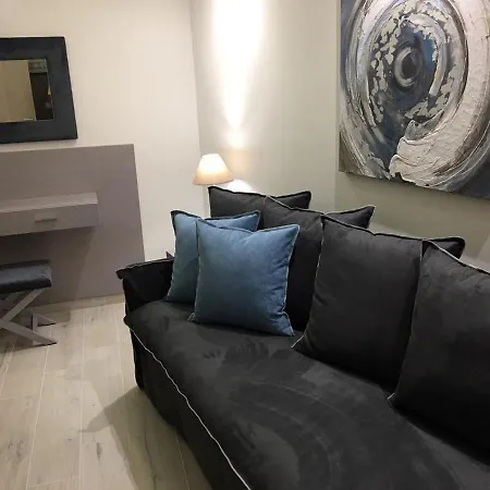 Appartamento Deluxe Dina *