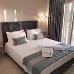 Deluxe Dina 公寓 *