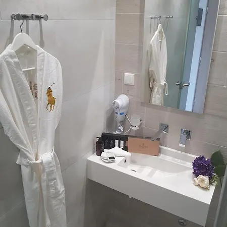 Deluxe Dina Apartament Skala Potamia