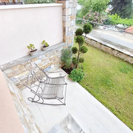 Deluxe Dina Apartament Skala Potamia